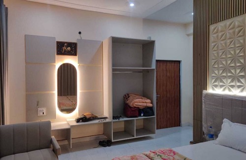 Nahan Hotel | Jaitak Resort By Pine