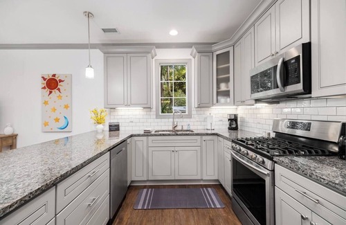 Charleston House | James Island 1BR Eco-Haven: Beach+Golf+Downtown!
