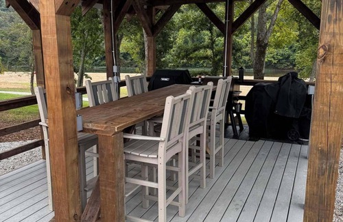 Ponce De Leon Cabin | James River Hideout: Cabin 4