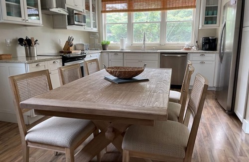 Jamestown House | Jamestown Village 3 Bedroom Home Available for Daily/Monthly/Long Term Rentals