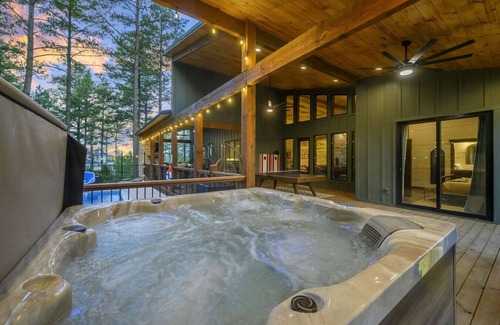 Pickens Apartment | JamOn | Heated Pool, Arcade, Playground and MORE!