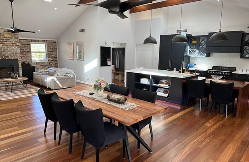 Oakdale Other | JAMS Lodge - Farm, Pool, Spa, Cinema, Bush and Fun