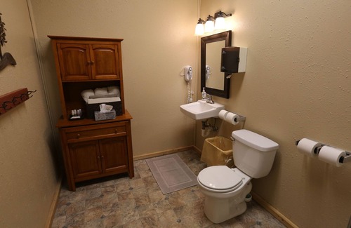 Benson County Cabin | Jan's RV Park and Lodge near Devil's Lake