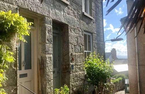 Mousehole Cottage | Janies Cottage- Eclectic Interiors & Vintage charm
