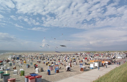 Borkum Apartment | JANNEKE: 4 stars/6 beds/2 bathrooms/sauna/WLAN/beach chair included