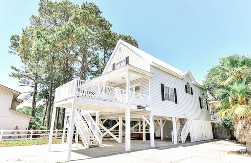 Surfside Beach House | January and February long term rate stay available: Close to 🌊 &⛳️& 🛍️ &🍴