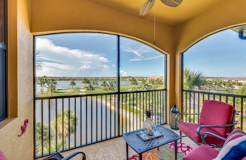 Naples Condo | JANUARY AVAILABILITY late cancellation. Top floor with elevator. 10% discount