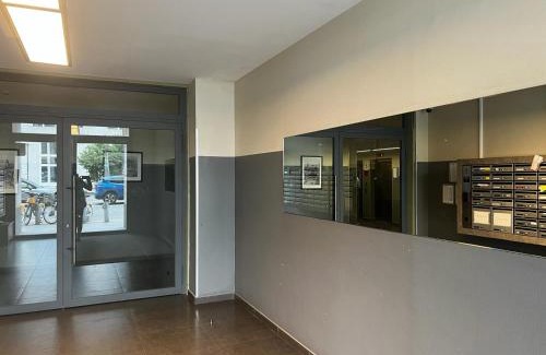 Rogier Apartment | Jardin Botanique