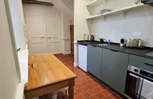 Arras Apartment | Jardin de la Préfecture