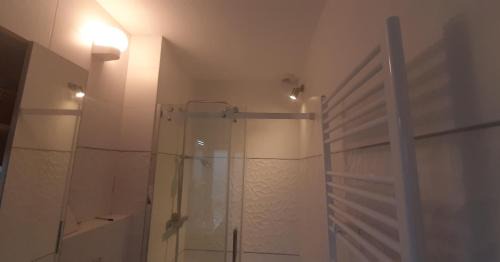 Bollee Bed & Breakfast | Jardin de plantes centre-ville résidential Botanical garden residential down-town