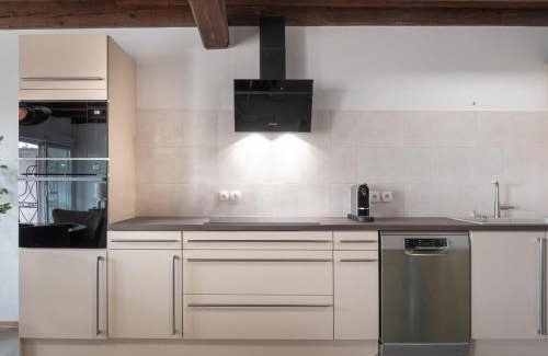 Marlenheim House | Jardin Secret - Maison 80 m2, jardin privé & parking, début Route des Vins