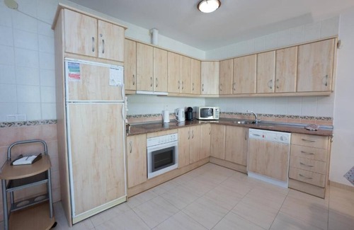 Chimenea Apartment | Jardines de Burriana 13 con Piscina, Wifi, A/A y Cerca de la Playa Burriana
