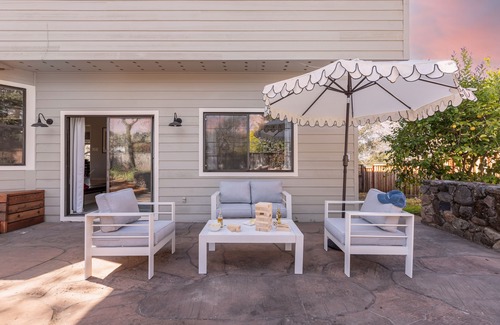 Bennett Valley Homeowners Association House | Jasmine by AvantStay | Entertainers Paradise w/Hot Tub,Pool Table & Large Patio