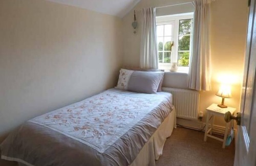 Thirsk Cottage | JASMINE COTTAGE, family friendly, with a garden in Dalton Near Thirsk