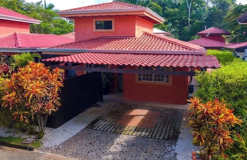 Bejuco House | Jasper del Pacifico - 2Bdr and Private Pool for Family Closed to Jaco/Costa Rica