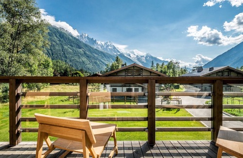 Les Tines Ski Chalet | JATOBA - Chalet with a jacuzzi and cinema corner