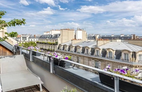 L'Europe Apartment | Jaw Dropping Vistas-Magnify Your Trip With an Exceptional Stay in Champs Elysees