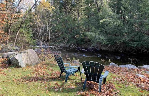 Jay House | Jay River Front Three Bedroom. 2 miles to Jay Peak