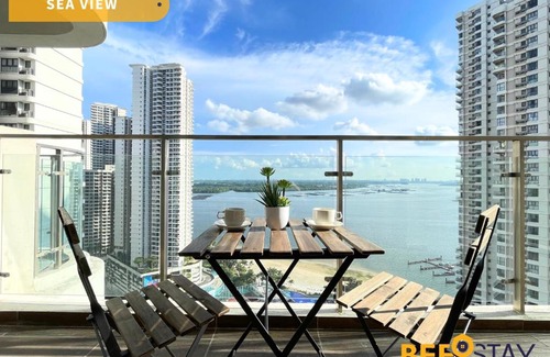 Central District Apartment | JB SeaView with Balcony Country Garden Danga Bay for 6 Pax