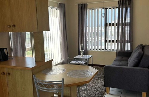 Wavecrest Bed & Breakfast | JBayholiday