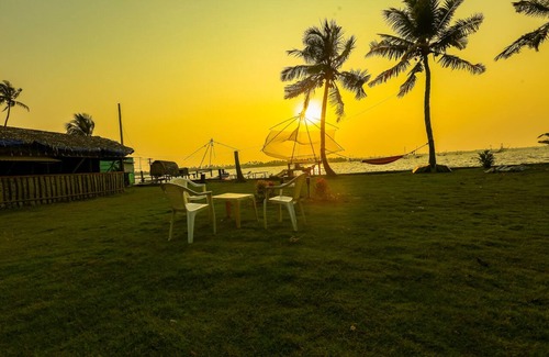 Kumbalangi Cottage | JC Den Villa Kochi by VOYE HOMES