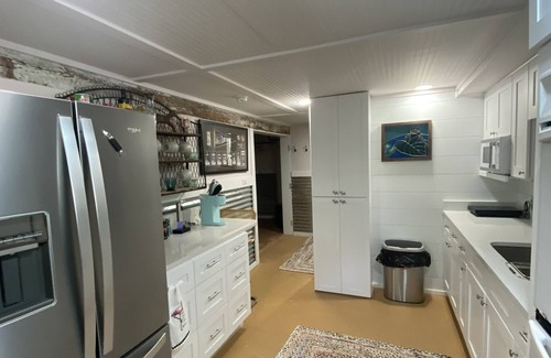 Bay St Louis House | JD’s Zebras - Redesigned Historic School Guesthouse, Old BSL, Steps to Beach