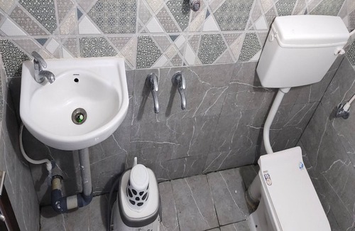 Attur Hotel | Jeeva Residency