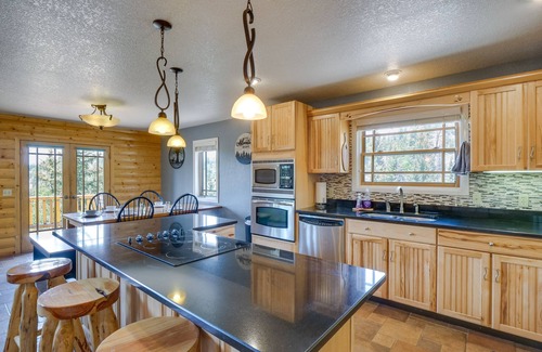 Indian Mountain Cabin | Jefferson Cabin w/Fire Pit & Sauna Near Hiking!