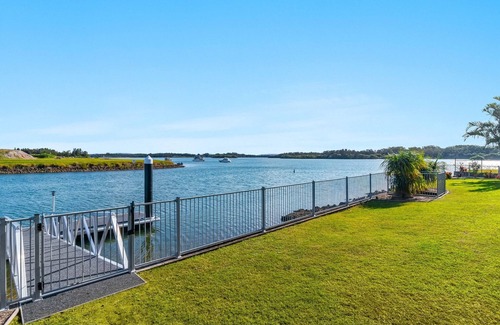 Yamba House | Jeffery River Retreat | Best Sunsets in Yamba