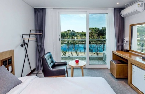Seongsan Hotel | Jeju Ocean Square Resort