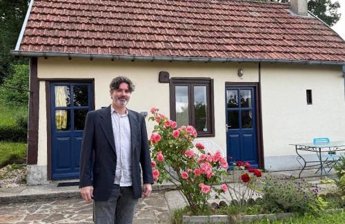 Le Neufbourg Apartment | Jenny's Gite