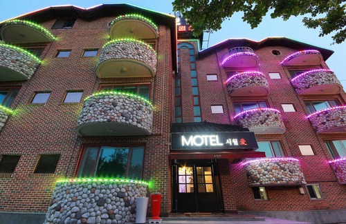 Gimje Hotel | Jeongeup Siworae