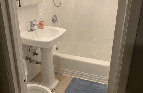 West Side House | Jersey plus manhattan 10 minutes to manhattan