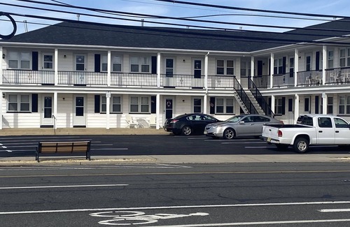 Ortley Beach Condo | Jersey shores quiet gem LAVALLETTE 2 bedroom 2 full baths n