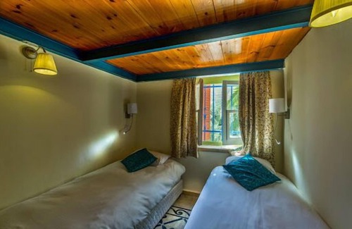 Baka Bed & Breakfast | Jerusalem Garden Home