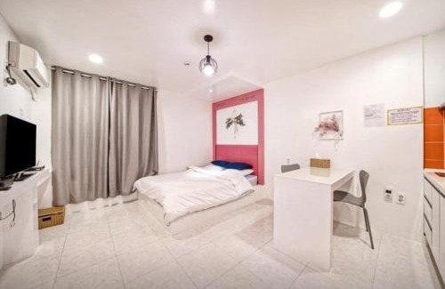 Buk House | Jeryeong Forest Pension