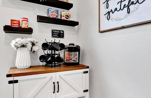 Brazos House | Jesse's Place - Magnolia/Baylor/Downtown Waco