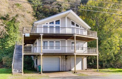 Rockaway Beach House | Jettyview Escape