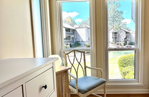 Pinehurst Condo | Jewel by the lake! Water + pool views, stylish 3BR