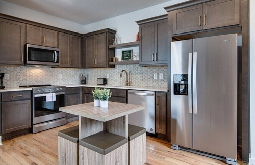 Greenwood House | Jewel Of East Nash With Parking <10 Min From DT