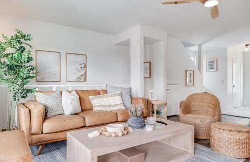 Crown Point House | Jewell Street Gems Two homes in one