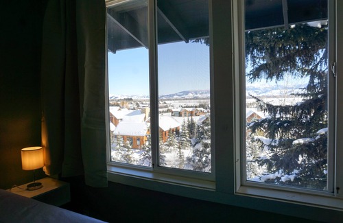 Teton Village Condo | JHRL - Gros Ventre A12 - Great Location in Teton Village
