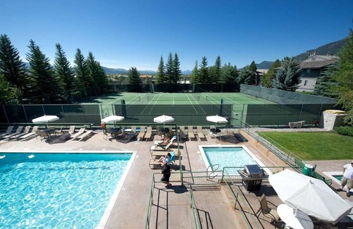 Teton Village Apartment | JHRL - Slopeside Studio Sleeping Indian West #12