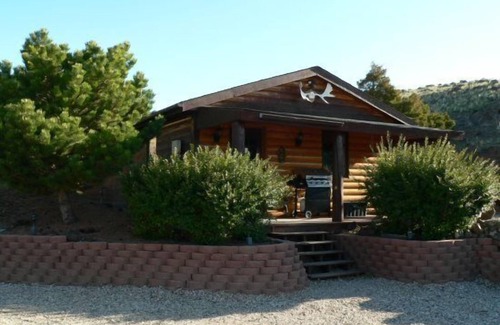 Cody Cabin | Jim Creek Cabin- cozy mountain retreat!