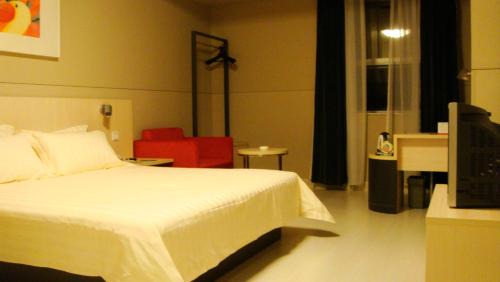 Changning Hotel | Jinjiang Inn - Shanghai Changning