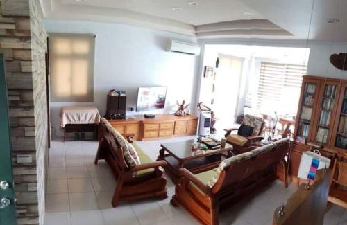 Wujie Bed & Breakfast | JiuZhiAn Apartment