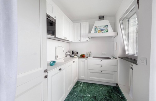 Capri Apartment | JJ Capri