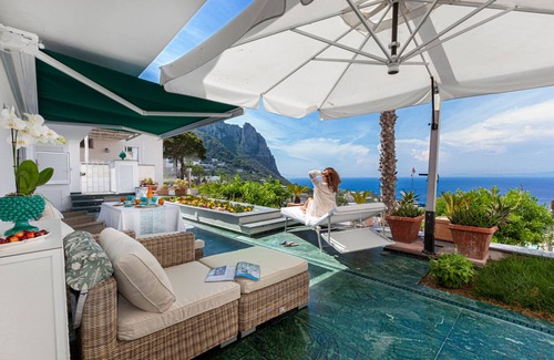 Capri Apartment | JJ Capri
