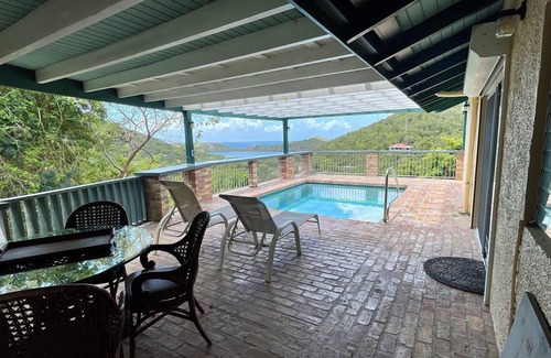 Fish Bay House | JJ's Getaway - Pool, Full AC, Sunset views, King Beds