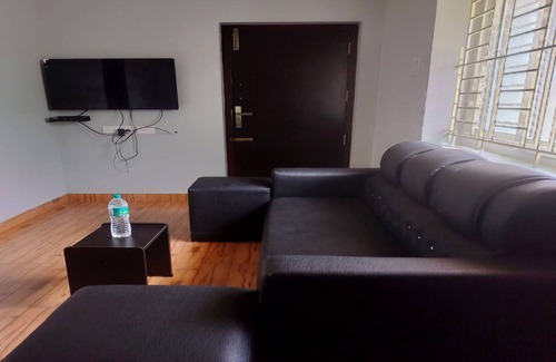 Yercaud Hotel | JK Resort